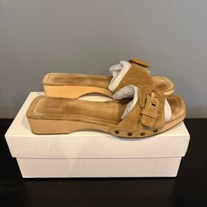 Veronica Beard Davina Sandal in Sand
